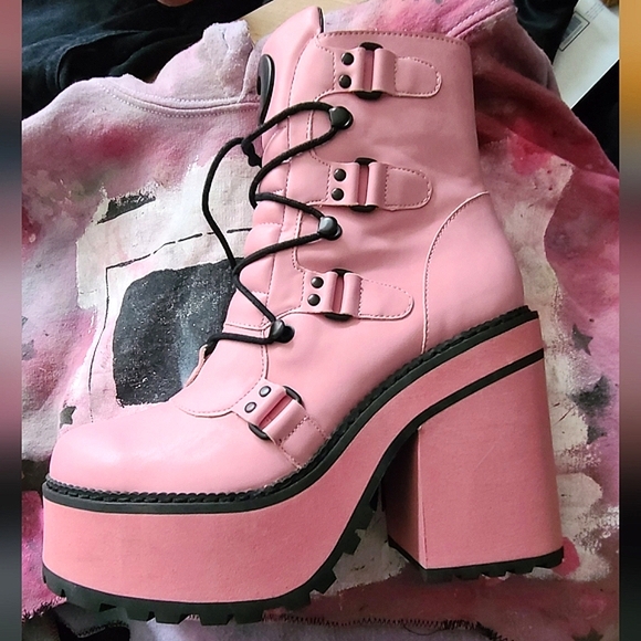 Killstar Broom Rider Boots - Picture 4 of 10